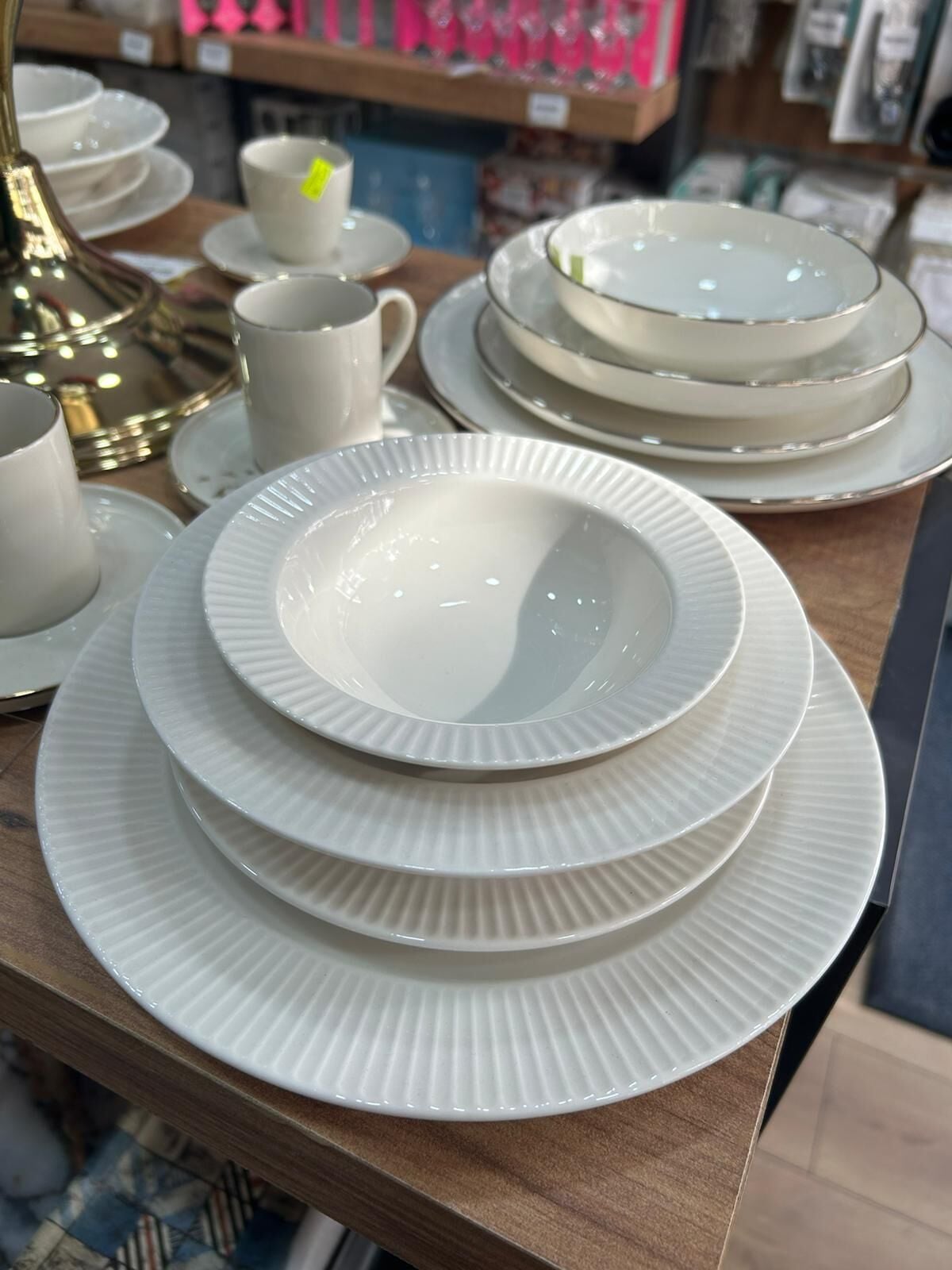 FARİKA ELİF 24PARÇA 6 KİŞİLİK  YALIN YEMEK TAKIMI