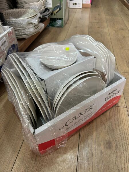 ÇAKIR 24 PARÇA PORSELEN TAKIMI 6 KİŞİLİK