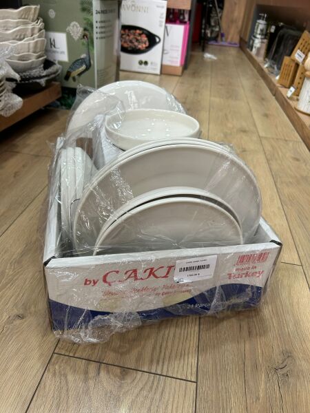 ÇAKIR  24  PARÇA PORSELEN YEMEK TAKIMI