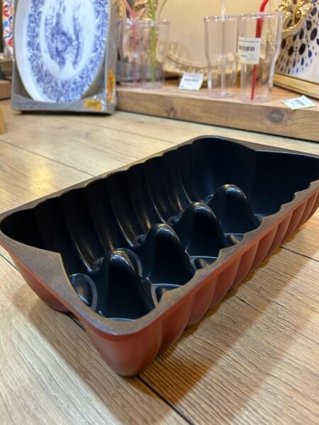 AMBOSS  DİKEY   KALPLİ KIRMIZI  KEK KALIBI