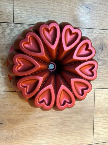 AMBOOS  YUVARLAK KALPLİ  KIRMIZI KEK KALIBI