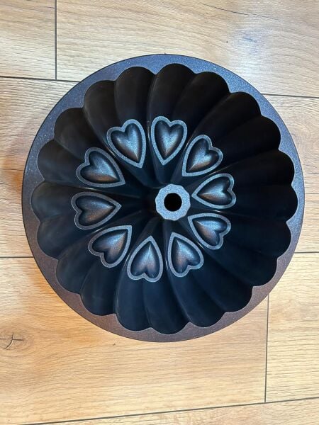 AMBOOS  YUVARLAK KALPLİ  KIRMIZI KEK KALIBI