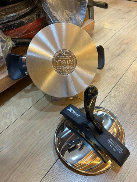 4 L VİVALDİ PREMİUM DÜDÜKLÜ TENCERE