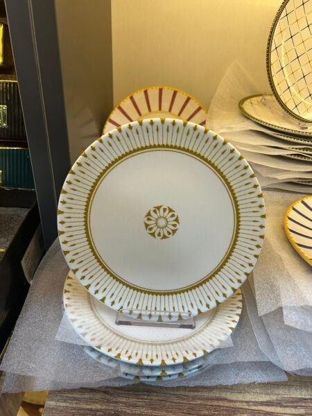 HERENCIA 17 CM SERVİS TABAĞI (ORTA BOY ÇİÇEKLİ )