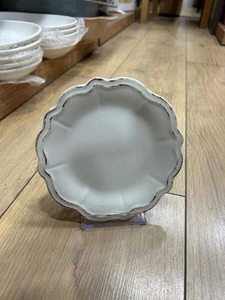 TATLI TABAĞI DESEN KENARLI ( EN : 14  CM  BOY : 14 CM )